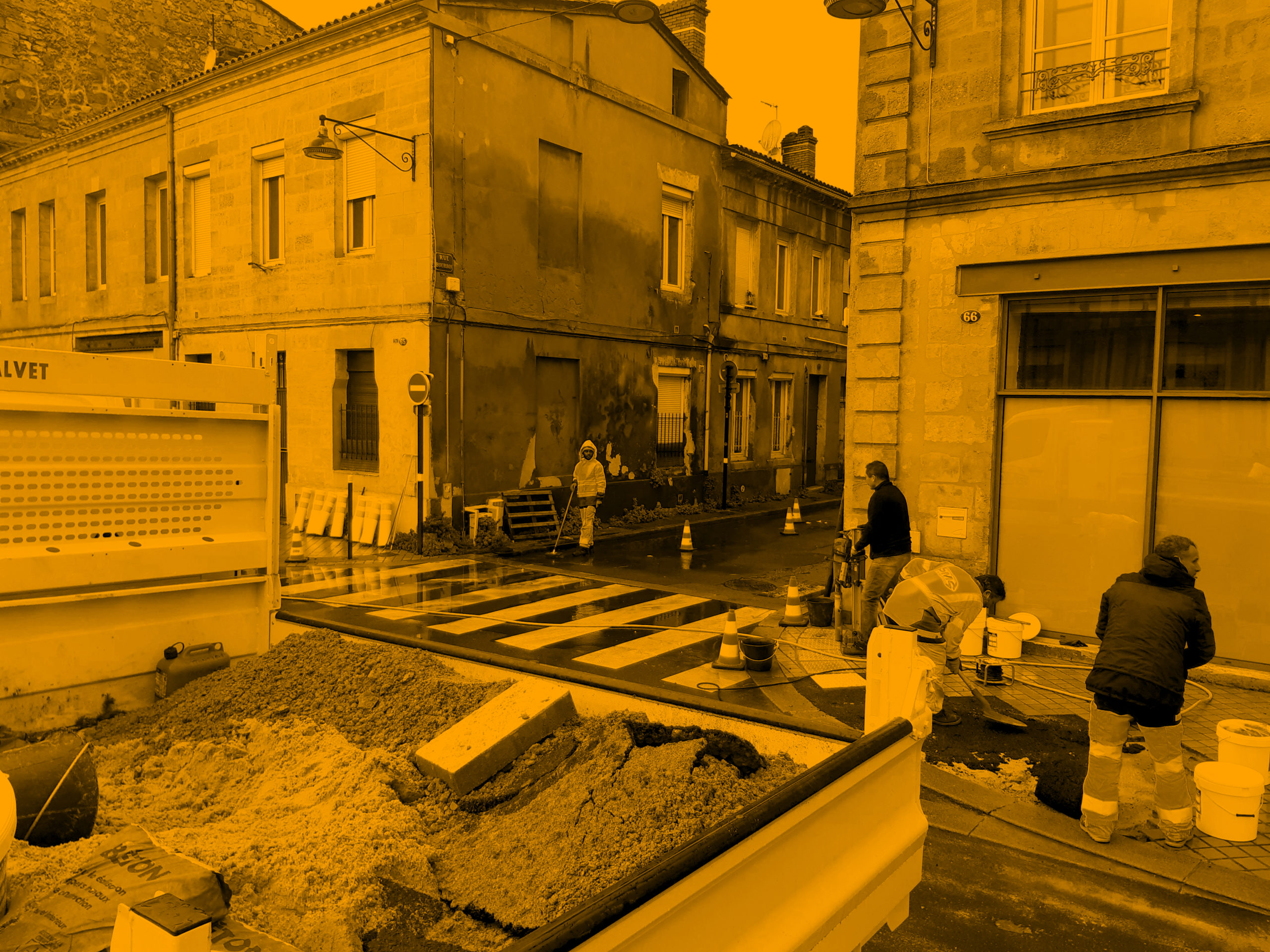 chantier pose mobilier urbain bordeaux